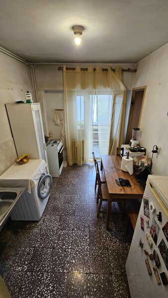 Floreasca, Radu Beller, vis a vis parc Floreasca.