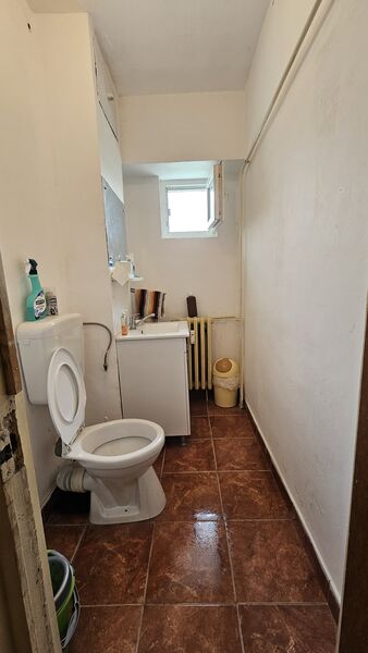 Floreasca, Radu Beller, vis a vis parc Floreasca.